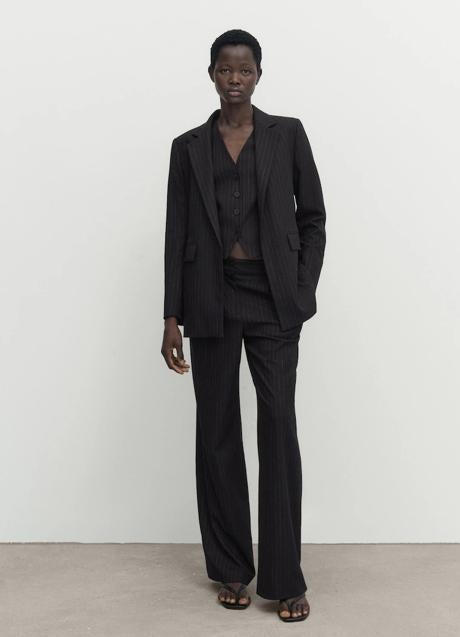 Imagen - Pantalón traje pinzas rayas de Massimo Dutti, 69,95 euros.