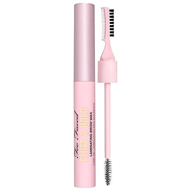 Fluff & Hold Laminating Brow Wax de Too Faced. Precio: 25,99 euros