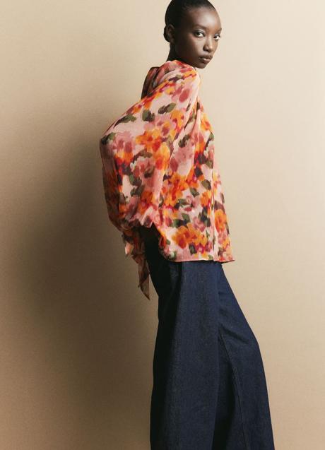 Imagen - Blusa con estampado de flores de H&M (19,95 euros)