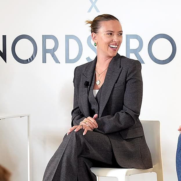 Así es el primer traje de Mango que ha conquistado a las celebrities