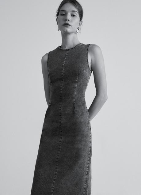 Imagen - Vestido vaquero de Stradivarius (29,99 euros)