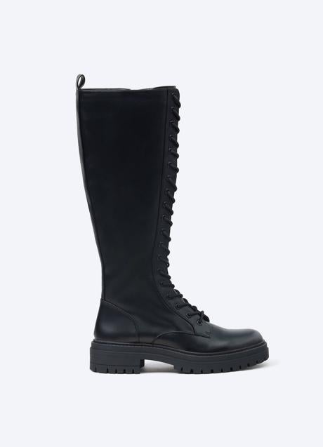 Imagen - Botas altas planas de estilo militar