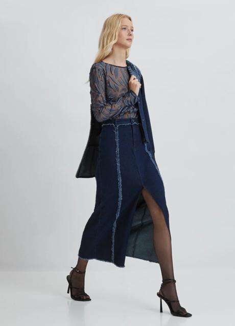 Imagen - Falda midi con abertura de Simorra (118 euros). Foto: Simorra.