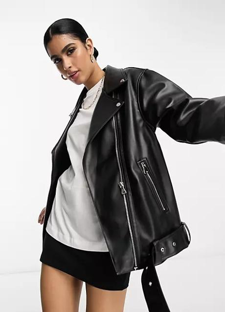 Imagen - Biker negro brillante de Asos, 59,99 euros.