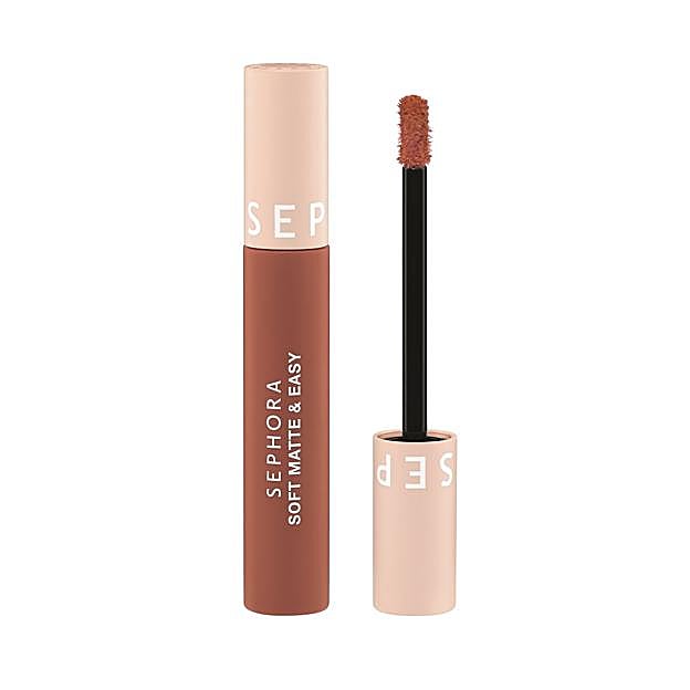 Labial mate líquido Soft Matte & Easy de Sephora Collection.