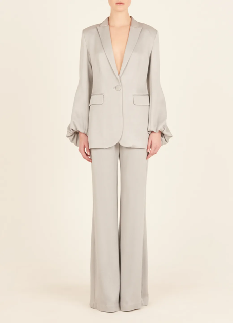 Imagen - Así es el traje gris de Isabel Preysler.