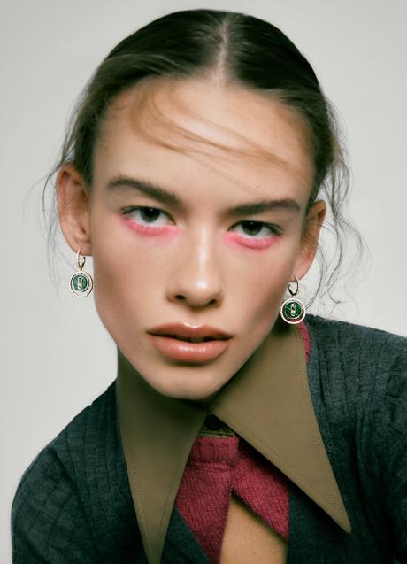 Imagen - Pendientes de Messika y jersey de Prada / FOTO: ROSA COPADO