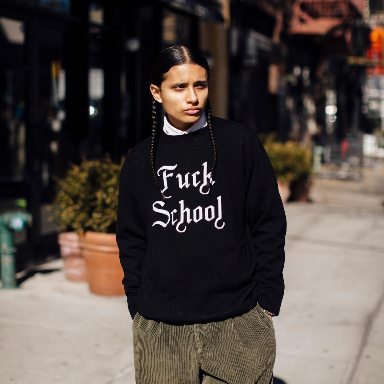 Atenta a la sudadera de Bershka que triunfa siempre. 