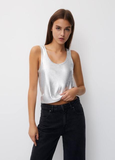 Imagen - Top metalizado de Pull & Bear. Foto: Pull & Bear.