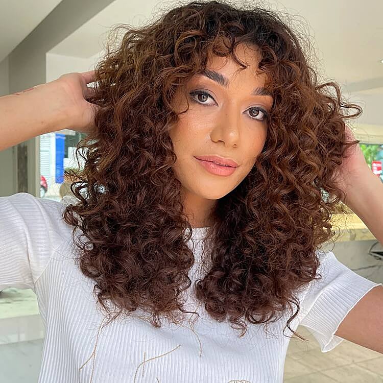 Estos son los sérums para pelo rizado de 2023 que mejor funcionan.