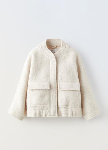 Imagen - Chaqueta estilo bomber con tejido bouclé de Zara. Foto: Zara.