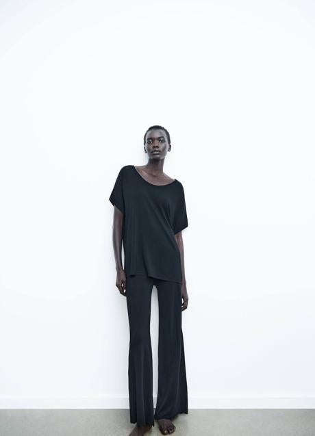 Imagen - Conjunto de punto cómodo en negro