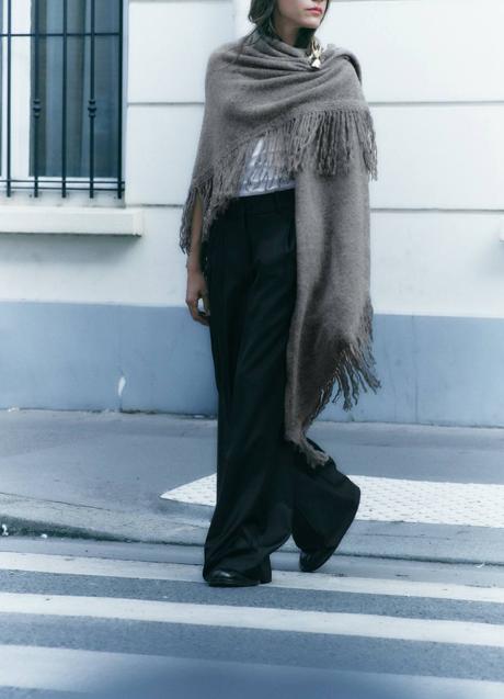 Imagen - Chal de punto con flecos