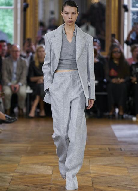 Imagen - Colección SS24 de Victoria Beckham en París.