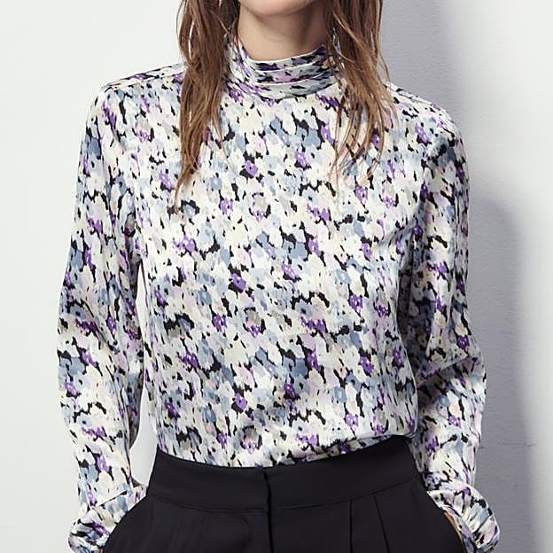 La blusa de flores de Sfera.