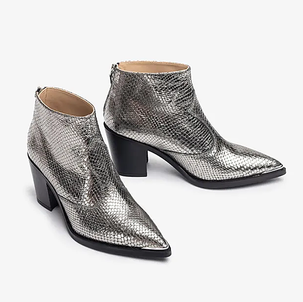 Los botines de Unisa.