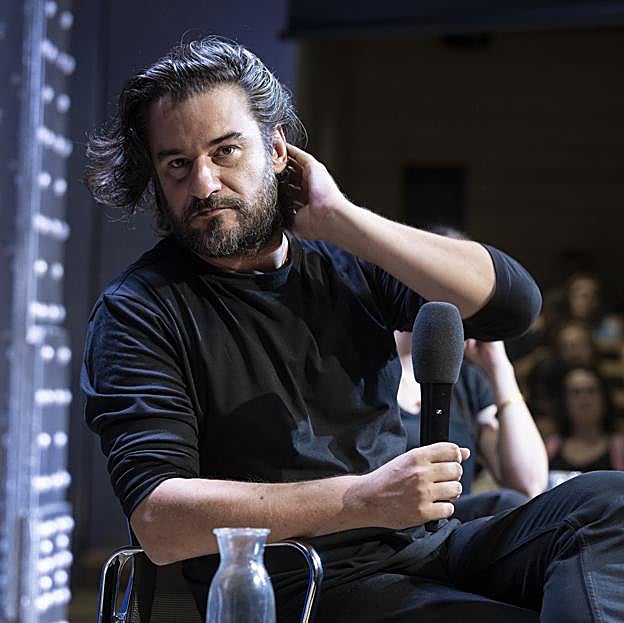 Manuel Jabois en la presentación de Mirafiori, en una imagen cortesía de Fundación Telefónica.