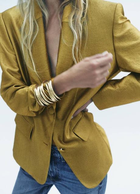 Imagen - Blazer metalizada en dorado