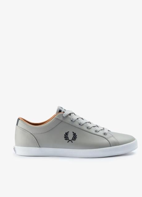Imagen - Zapatilla deportiva en gris de Fred Perry. Foto: Fred Perry.