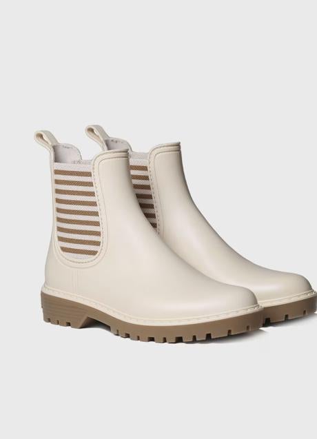 Imagen - Botas de agua en crema de Toni Pons. Foto: Toni Pons.