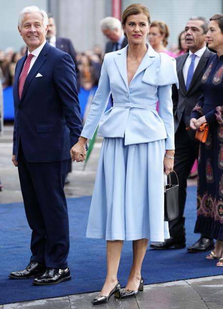 Imagen - Nuria March llega a los Premios Princesa de Asturias junto a su marido George Donald Johnston III. Foto: Limited Pictures.