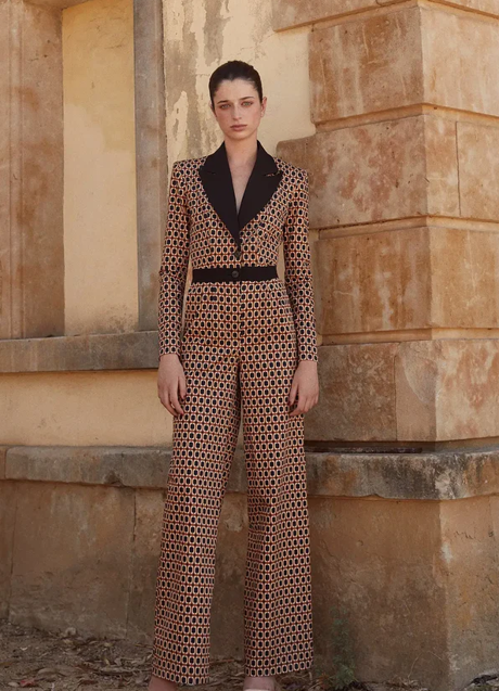 Imagen - Así es el mono de IQ Collection.