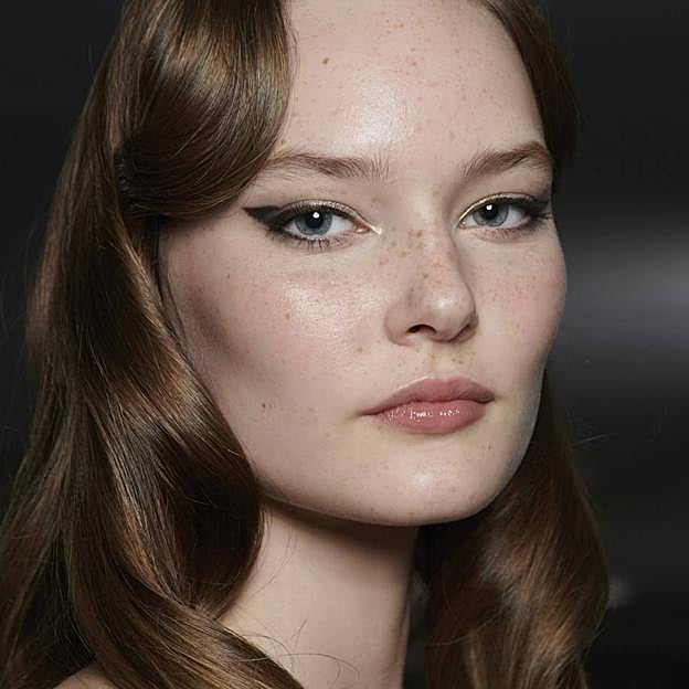 Las mejores plantillas para eyeliner: el truco para el delineado perfecto