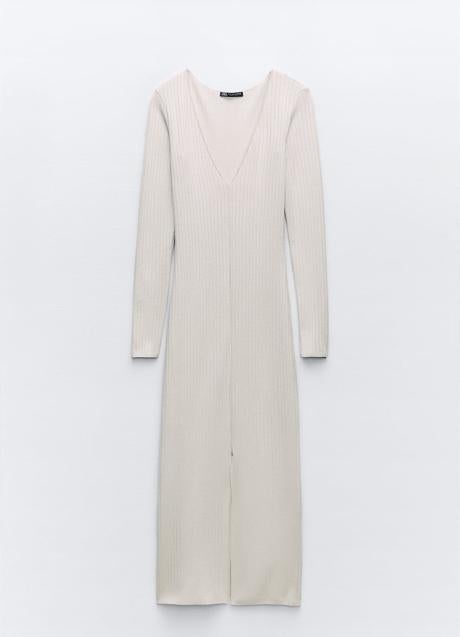 Imagen - Vestido largo de canalé de Zara (22,99 euros)