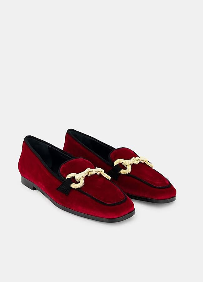 Imagen - Mocasines rojos de terciopelo de Pedro Miralles, 87,50 euros.