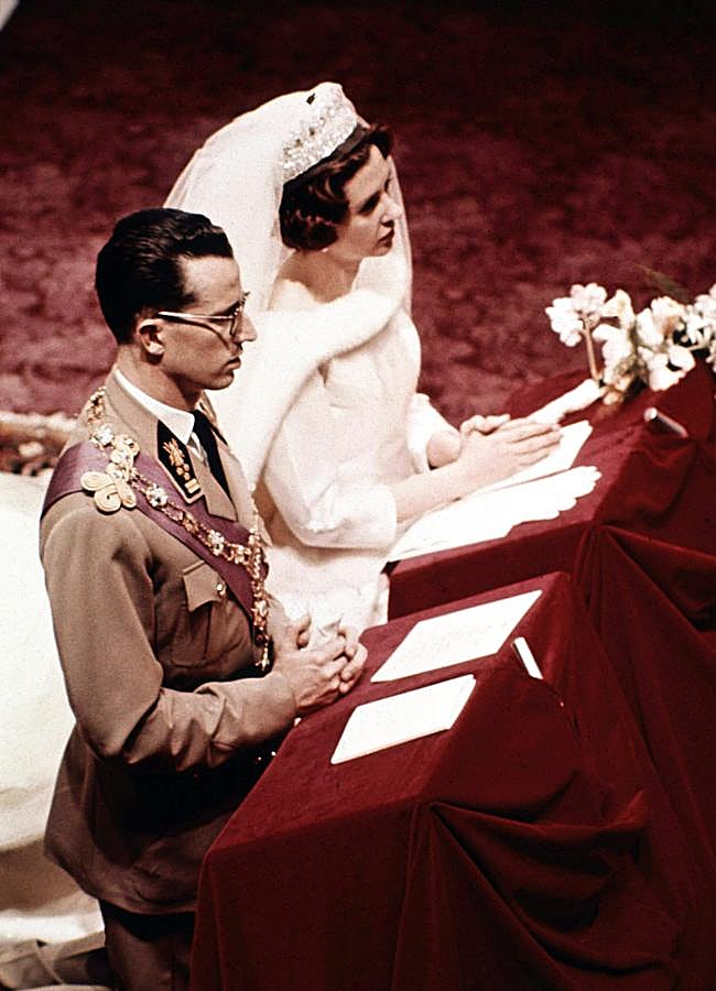 Imagen - Imagen de la boda de Fabiola y Balduino de Bélgica, en la que ella vistió un Balenciaga. / Getty Images