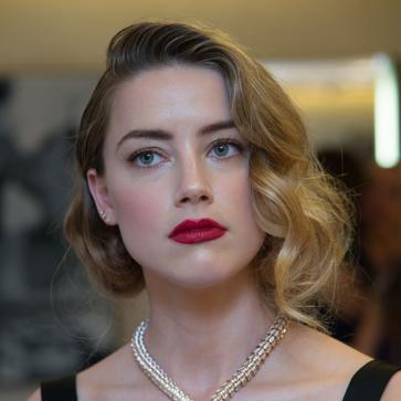 Imagen secundaria 1 - Taylor Swift, Amer Heard y Paula Echevarría.