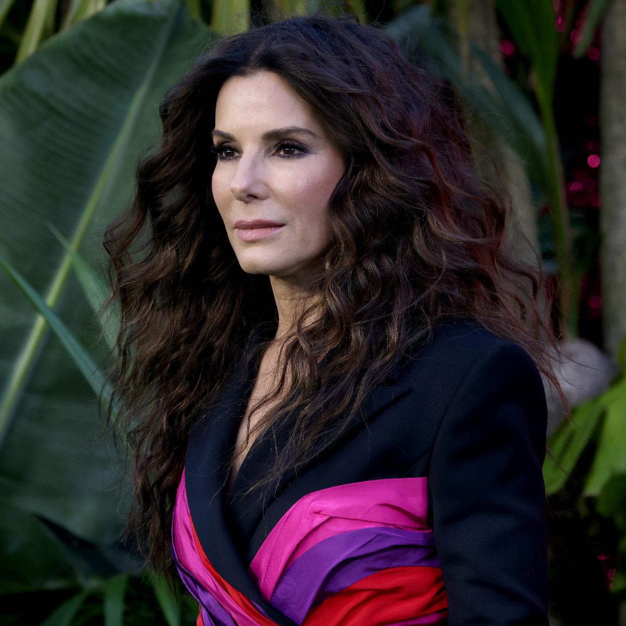 Sandra Bullock sufrió un duro golpe hace tres meses cuando fallecció su pareja. Ahora, vuelve de nuevo a retomar sus proyectos. 