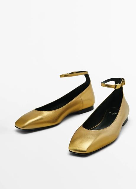 Imagen - Zapatos dorados de Massimo Dutti (99,99 euros)