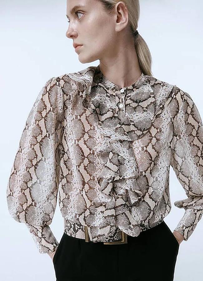 Imagen - Camisa con chorreras animal print