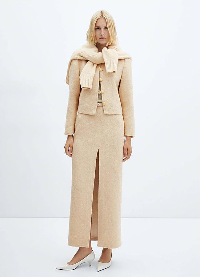 Imagen - Total look con falda nude