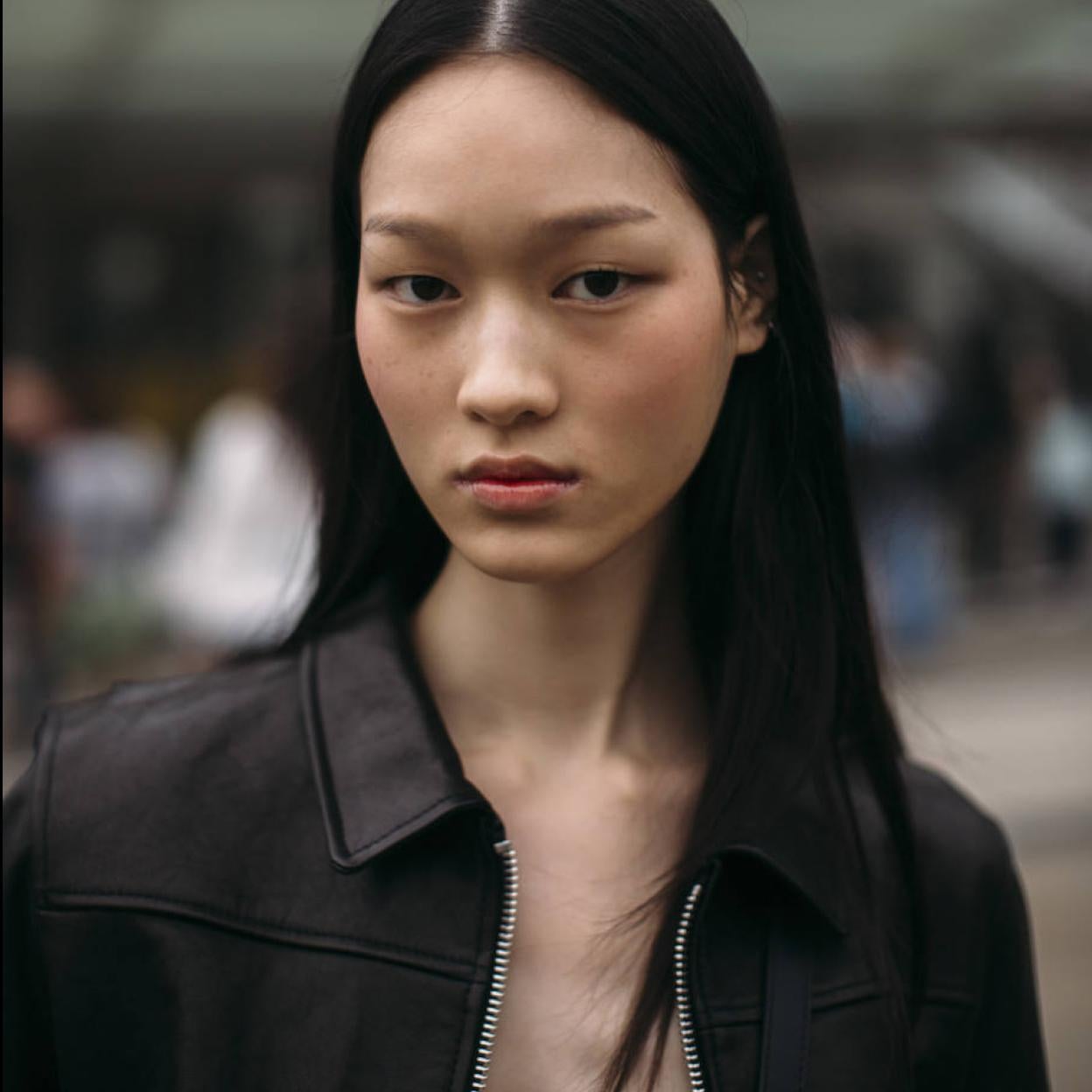 Modelo con pelo fino