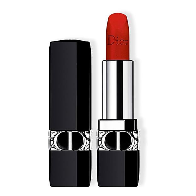 Rouge Dior en tono 999 Extra Mat. Pecio: 49,99 euros