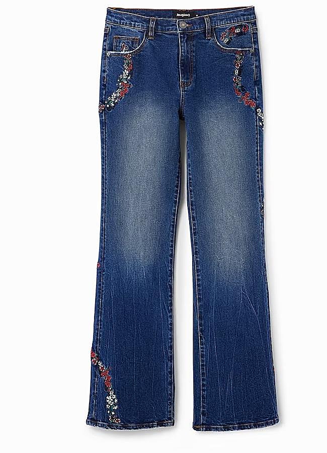Imagen - Vaqueros wide leg estampados de Desigual, 60,27 euros.