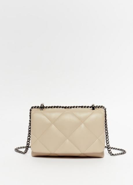 Imagen - Bolso acolchado de color beige de Sfera (14,99 euros)