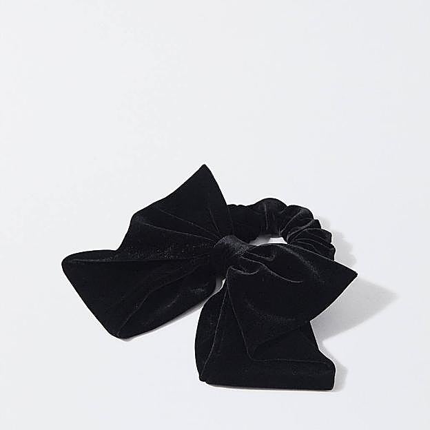 Coletero de terciopelo con lazo