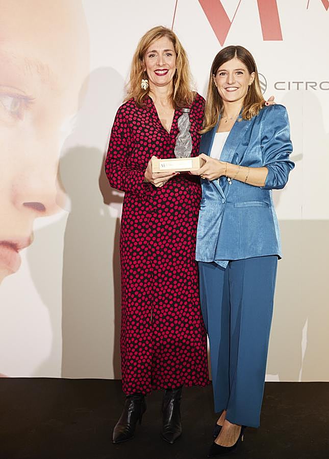 Imagen - Ainhoa Bergés y Edna Crespo, de Kérastase. Foto: Álex Rivera.