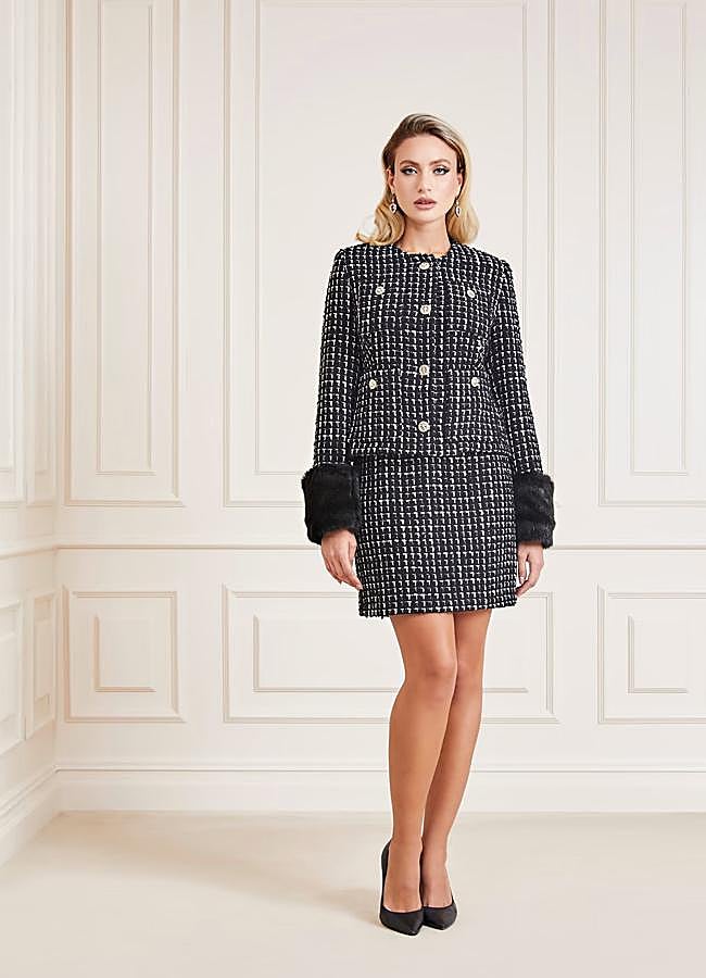 Imagen - Traje de tweed midi de Guess, chaqueta 300 euros y 240 euros.
