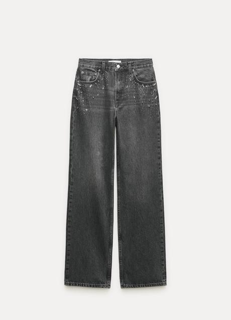 Imagen - Vaqueros con detalles joya de Zara (59,99 euros)