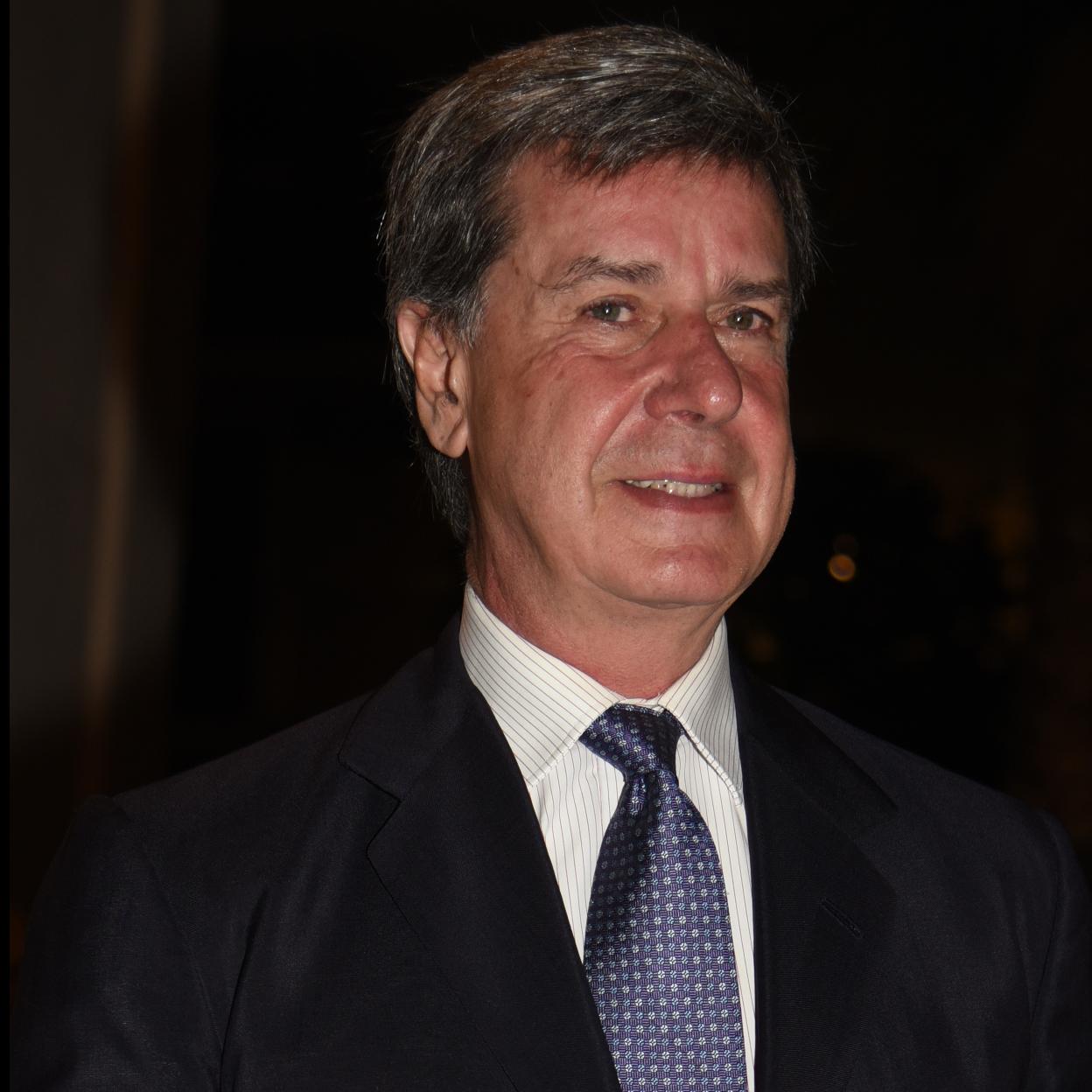 Cayetano Martínez de Irujo, en el funeral. 