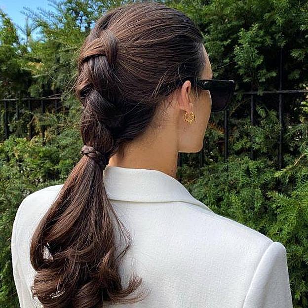 Peinado fácil para Navidad con media trenza