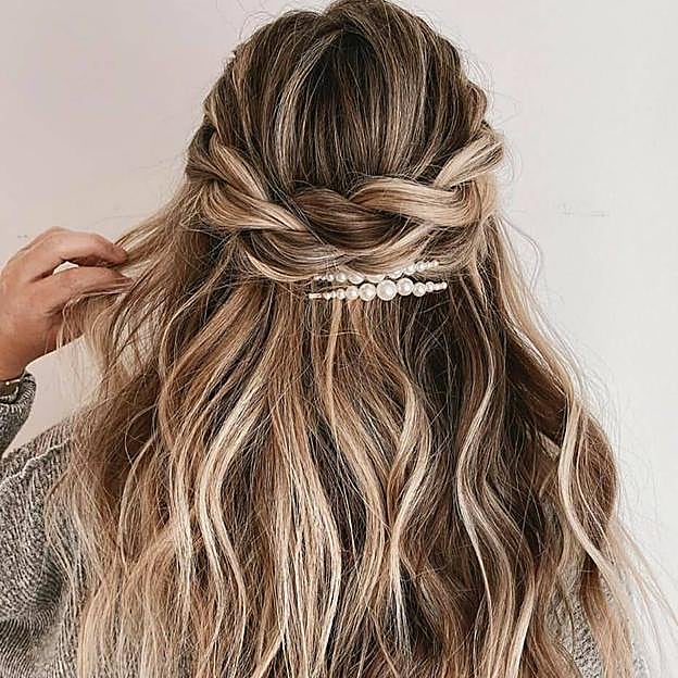 Peinados para Navidad fáciles estilo trenza corona