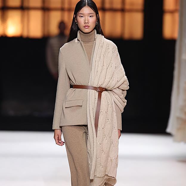 Imagen principal - Looks del desfile de Falconeri en Milán.