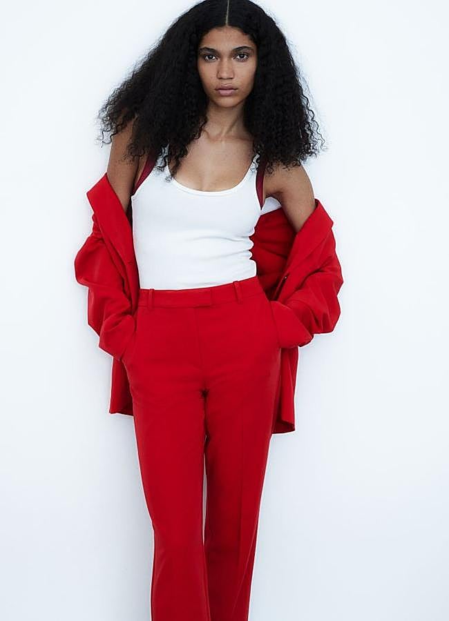 Imagen - Pantalón de sarga Slim de H&M, 49,99 euros.