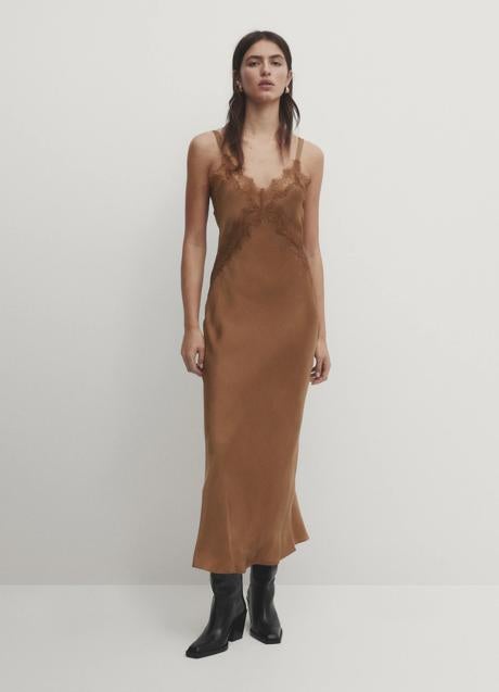 Imagen - Vestido lencero de Massimo Dutti (149 euros)