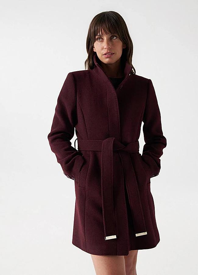 Imagen - Abrigo burgundy corto